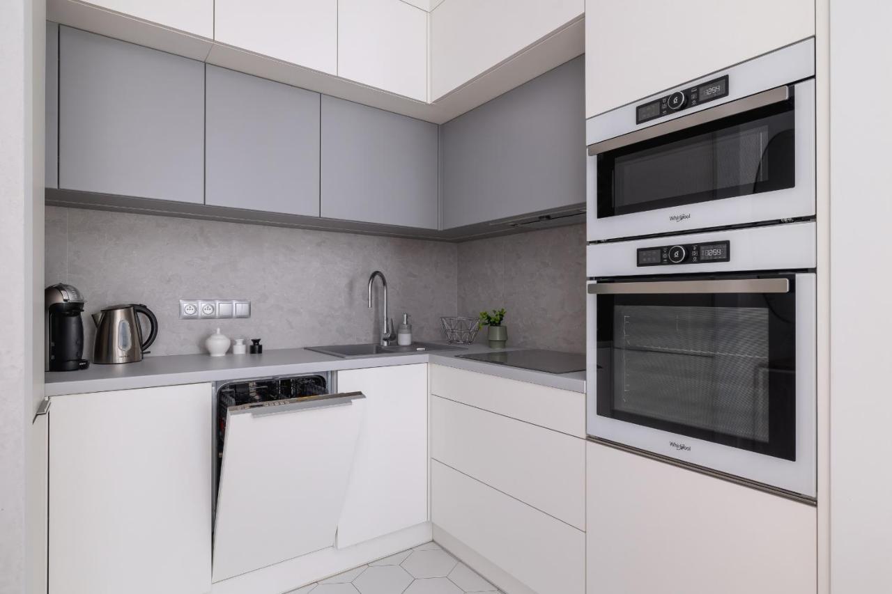 Vetulaniego Apartment With Air Conditioning & Parking By Renters Prestige Cracovie Extérieur photo